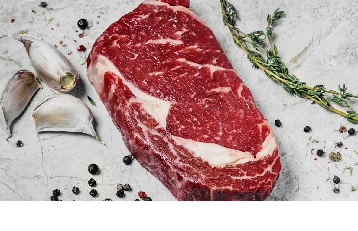 Стейки из отборной говядины 